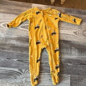 Kyte baby Hufflepuff footie sleeper